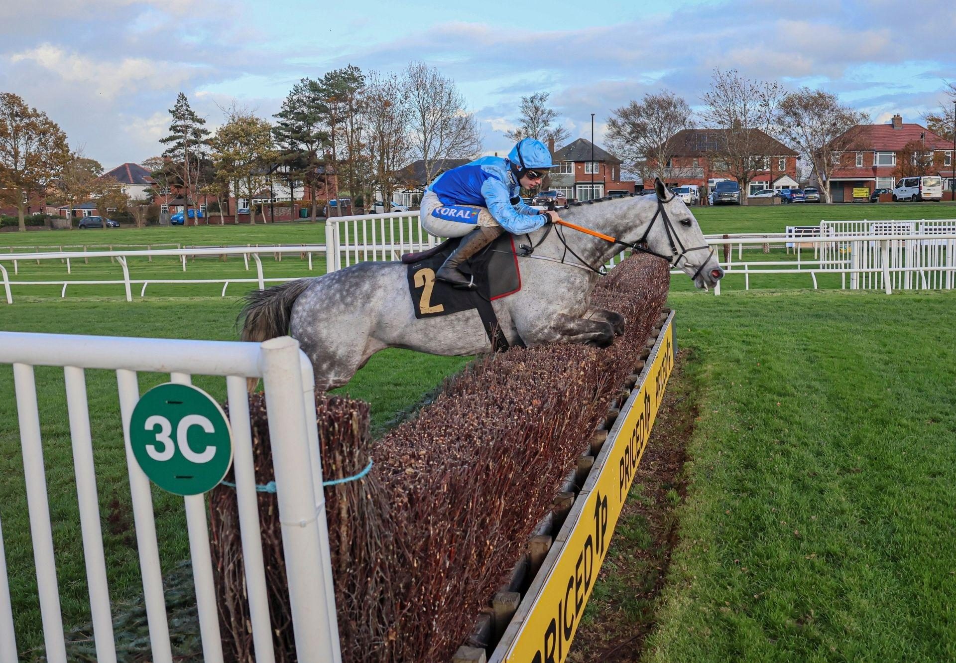 Coral Gold Cup Weekend at Newbury
